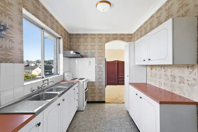 Fifth view of Homely apartment listing, 15/10-16 Melrose Parade, Clovelly NSW 2031