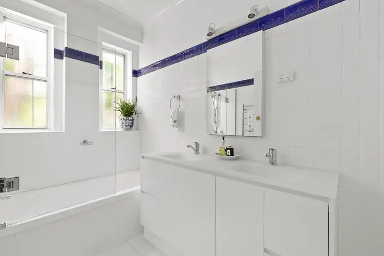 Fifth view of Homely apartment listing, 2/452 Edgecliff Road, Edgecliff NSW 2027