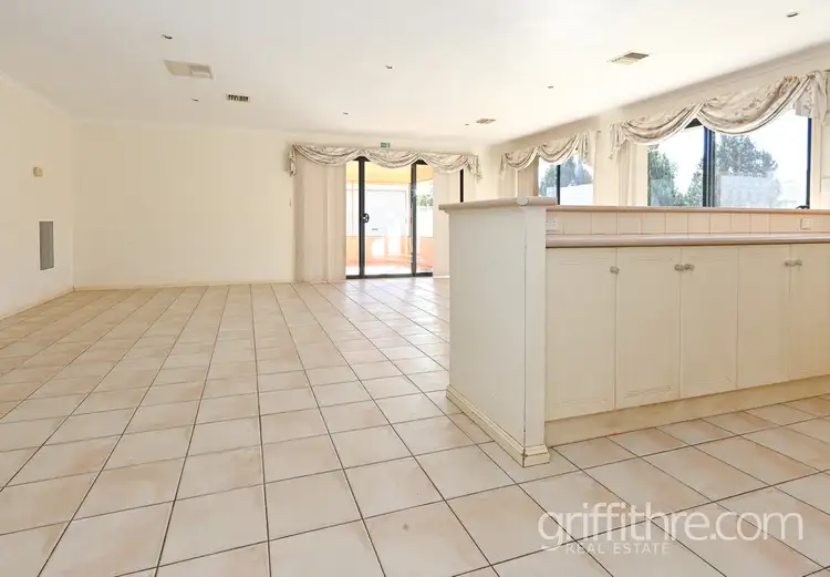 Fifth view of Homely house listing, 72 Murrumbidgee Avenue, Griffith NSW 2680