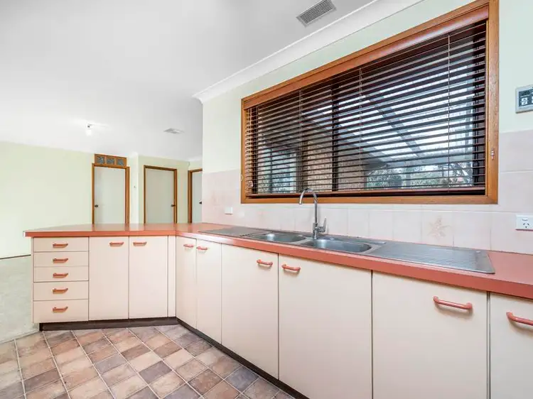 Fourth view of Homely house listing, 5 Heddon Place, Isabella Plains ACT 2905