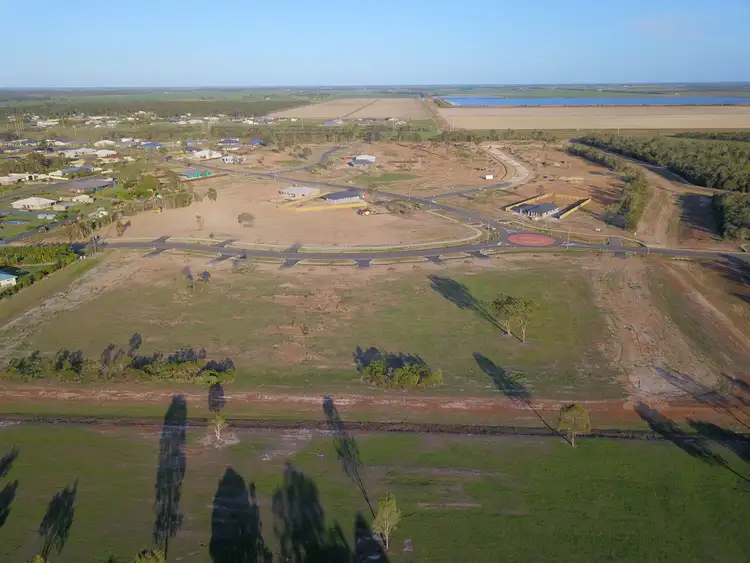 3 Daintree Court, Branyan QLD 4670