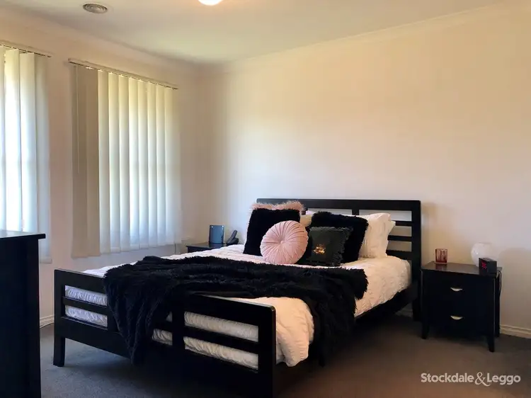 Second view of Homely unit listing, 11 Southampton Drive, Langwarrin VIC 3910