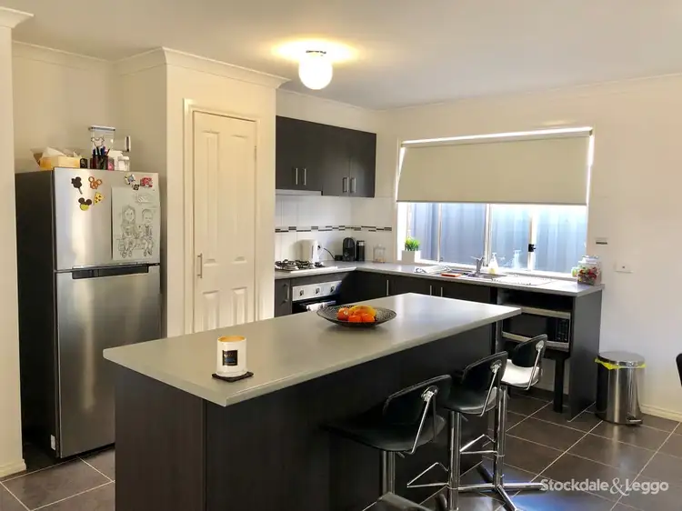 Fourth view of Homely unit listing, 11 Southampton Drive, Langwarrin VIC 3910