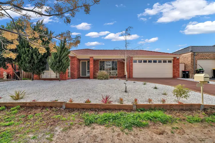 3 Wetherby Place, Melton West VIC 3337