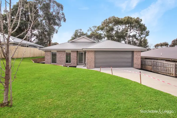 22 Willow Grove, Leongatha VIC 3953