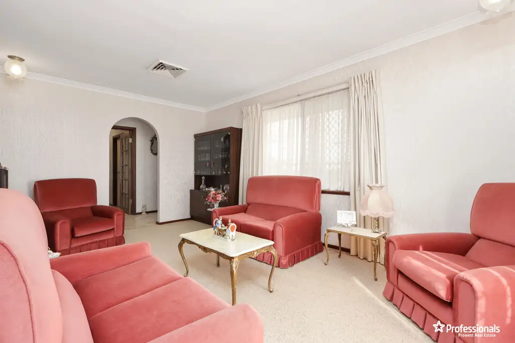 Main view of Homely house listing, 32 Salmon Gum Rise, Willetton WA 6155
