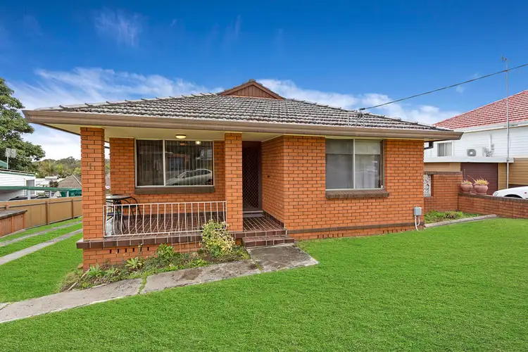 1-2/11 Coolabah Road, Dapto NSW 2530