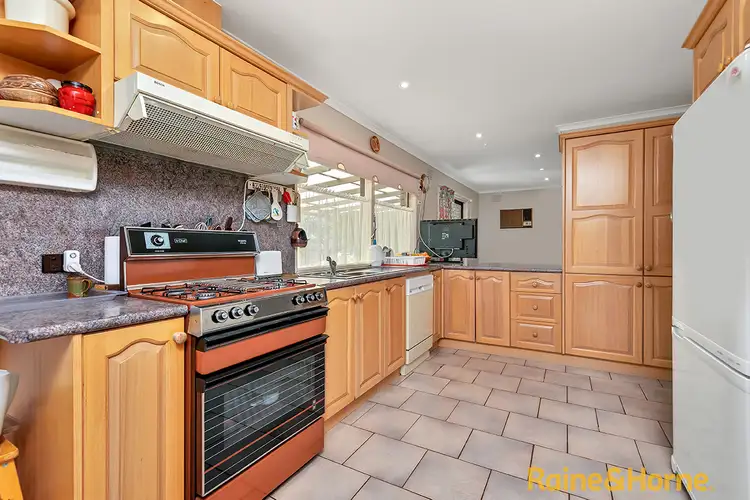 Sixth view of Homely house listing, 10 Dealbata Ave, Endeavour Hills VIC 3802