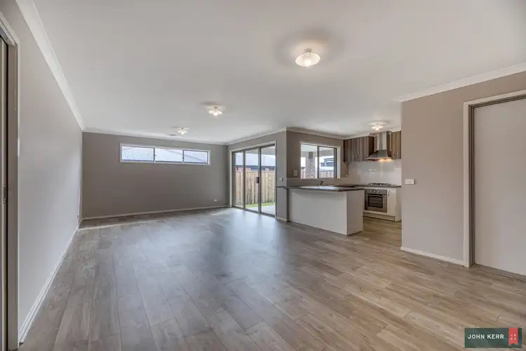 Fifth view of Homely house listing, 1 Maranoa Place, Moe VIC 3825