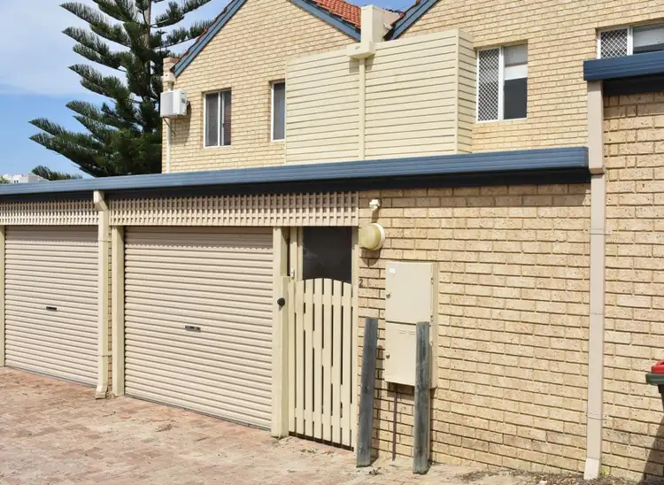 2/26 Scarborough Beach Road, Scarborough WA 6019