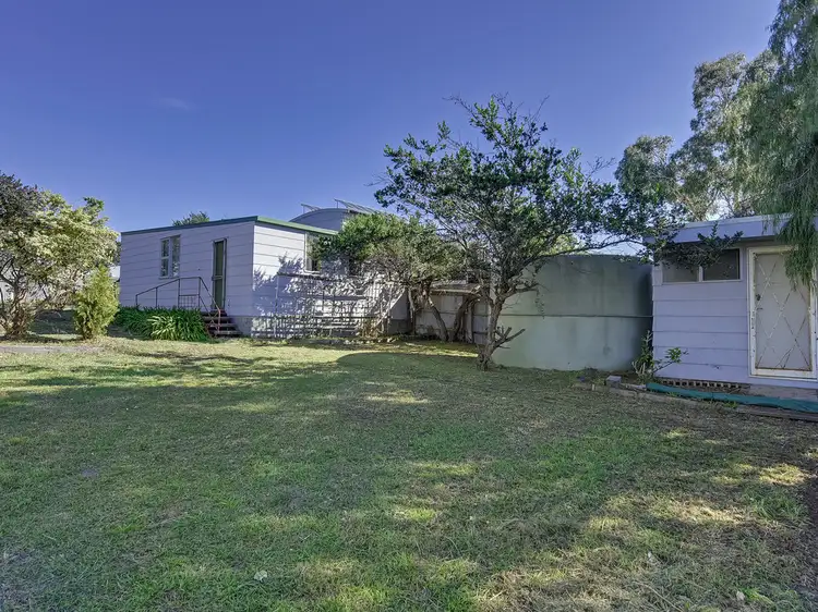 12 Pargonee Street