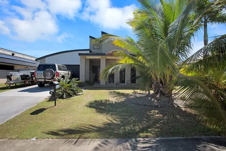 7 Ulladulla Street, Blacks Beach QLD 4740