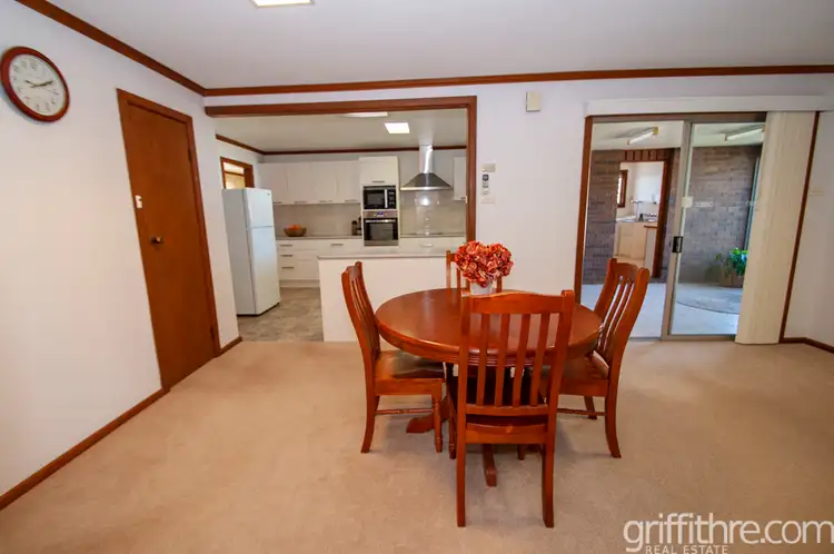 Sixth view of Homely house listing, 8 Jarvis Place, Griffith NSW 2680