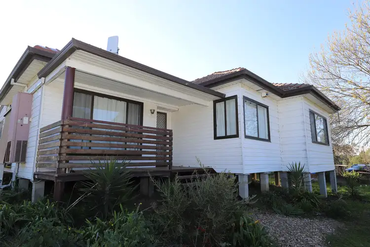 7 Dodd Street, Gundagai NSW 2722
