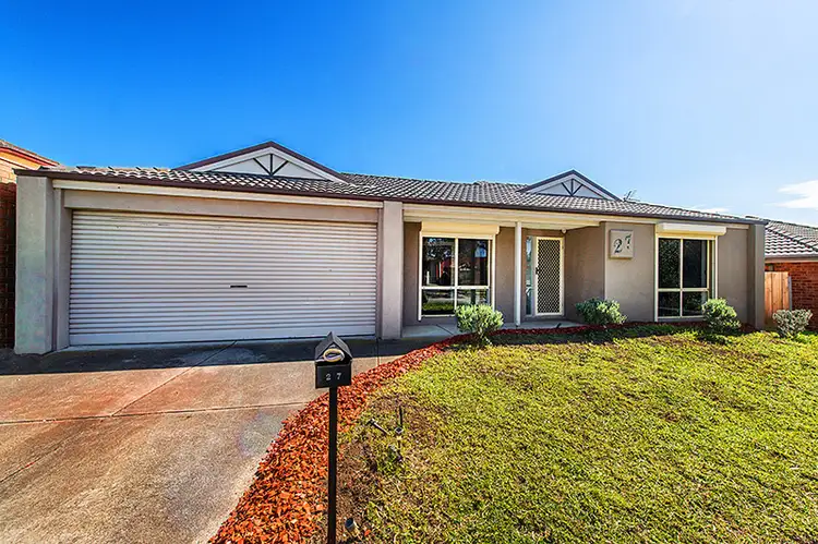 27 Raffindale Crescent, Cranbourne West VIC 3977