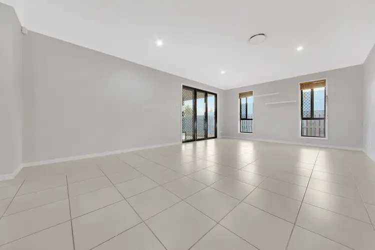 Seventh view of Homely house listing, 18 FLOREY PLACE, Kirkwood QLD 4680