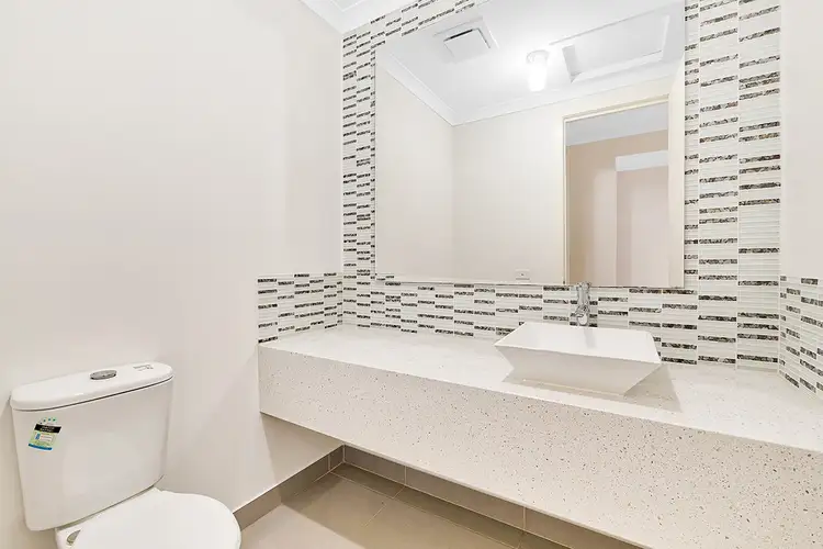 Fifth view of Homely house listing, 33 Datura Avenue, Cranbourne North VIC 3977