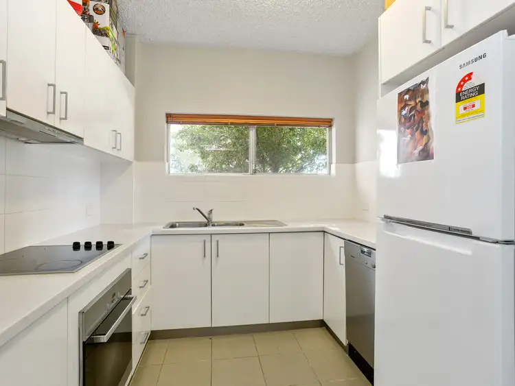 Sixth view of Homely unit listing, 1N/9 Parker Street, South Perth WA 6151