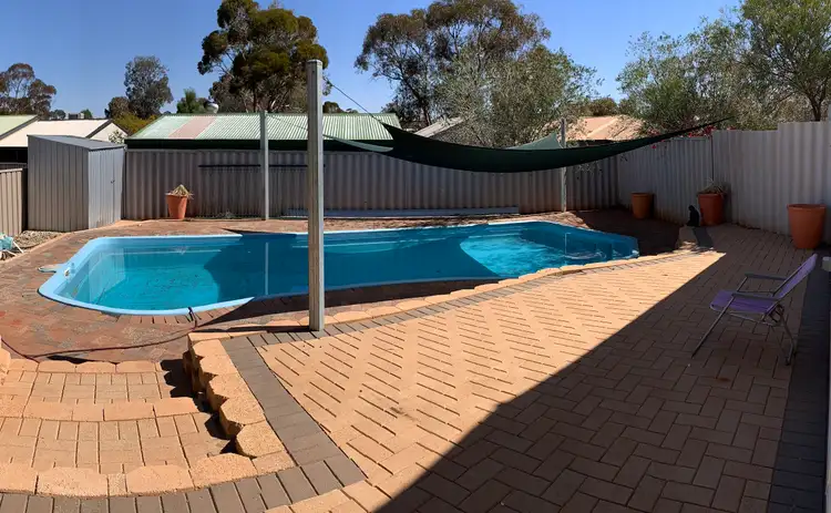 8 Mirra Street, Roxby Downs SA 5725