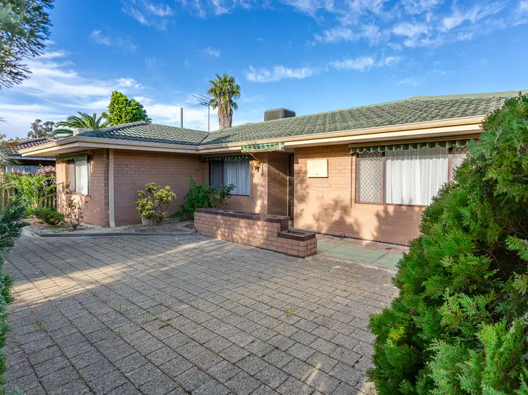 39 Tollington Park Road, Kelmscott WA 6111