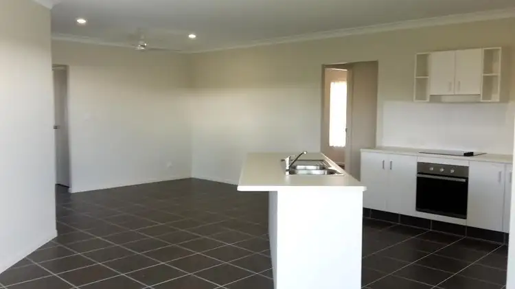 Second view of Homely house listing, 32 MESA CIRCUIT, Cosgrove QLD 4818