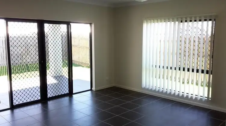 Fifth view of Homely house listing, 32 MESA CIRCUIT, Cosgrove QLD 4818