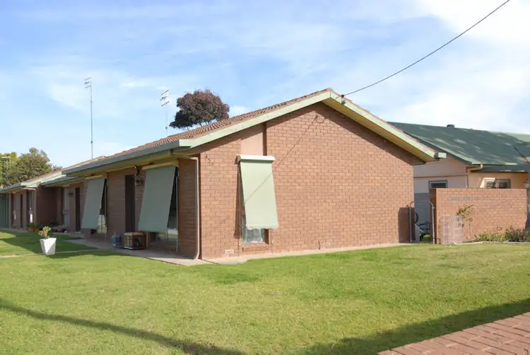 456 CRESSY STREET, Deniliquin NSW 2710