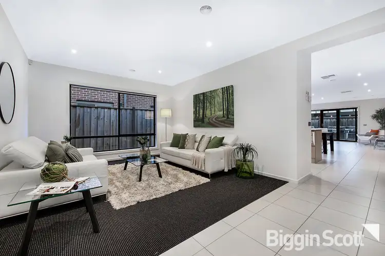 Fifth view of Homely house listing, 8 Winthrop Court, Keysborough VIC 3173