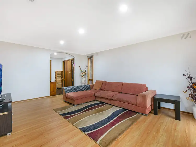 Sixth view of Homely house listing, 19 Orton Rise, Endeavour Hills VIC 3802