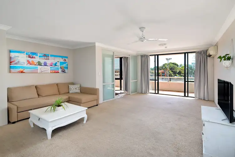 304/70 Remembrance Dr, Surfers Paradise QLD 4217