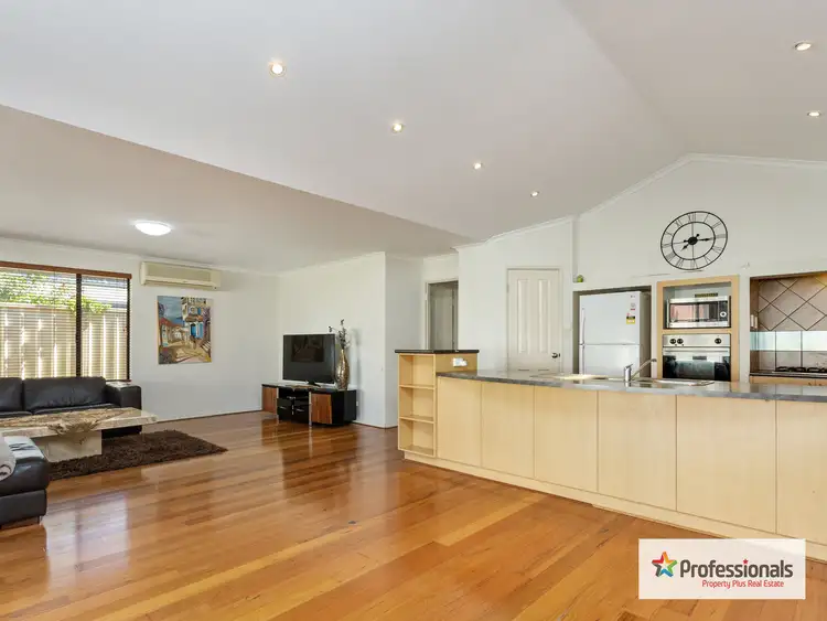 Seventh view of Homely house listing, 10 Darwinia Loop, Canning Vale WA 6155