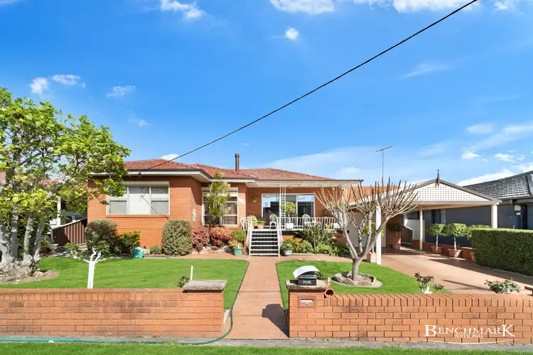 60 Thompson Avenue, Moorebank NSW 2170
