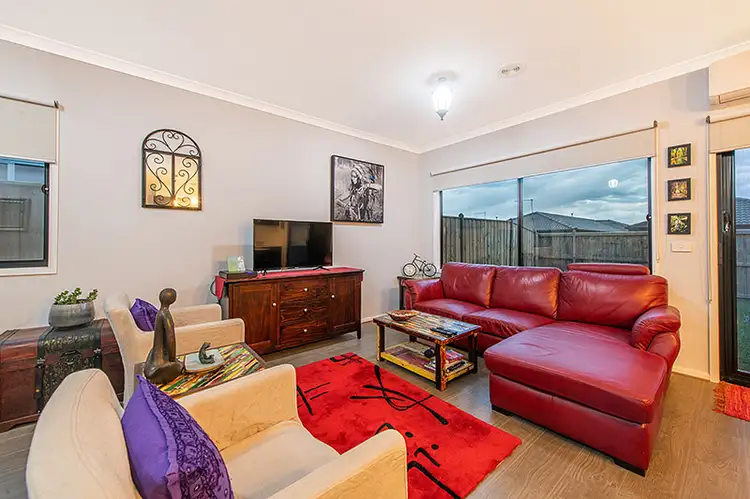 4 Cavendish Avenue, Clyde VIC 3978