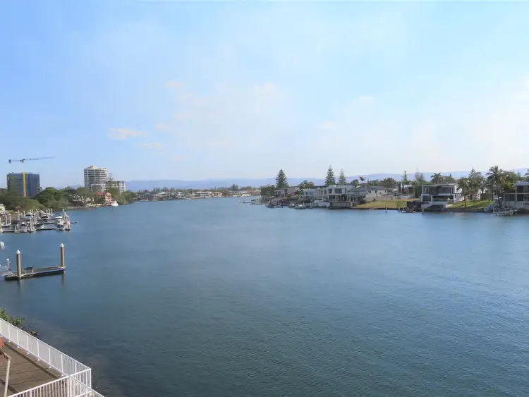 6/2963 Gold Coast Highway, Surfers Paradise QLD 4217