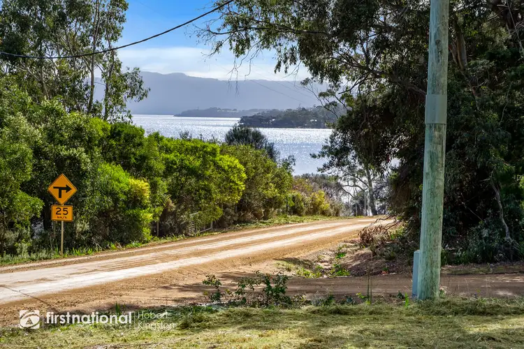 11 Lighthouse Road, Lunawanna TAS 7150