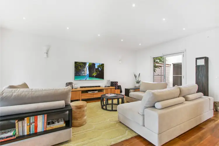 Second view of Homely house listing, 2/21 Pearson St, Bairnsdale VIC 3875