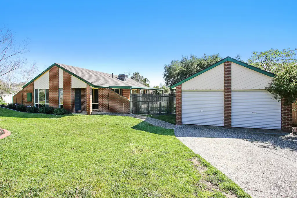 Main view of Homely house listing, 10 Paterson Avenue, Baranduda VIC 3691