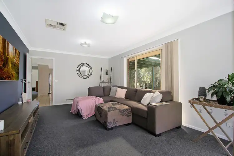 Second view of Homely house listing, 10 Paterson Avenue, Baranduda VIC 3691