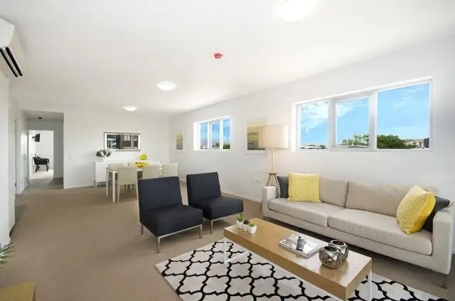 Main view of Homely unit listing, 306/68 McIlwraith Street, South Townsville QLD 4810