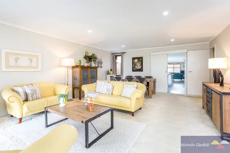 Second view of Homely house listing, 7 Wingate Court, Endeavour Hills VIC 3802