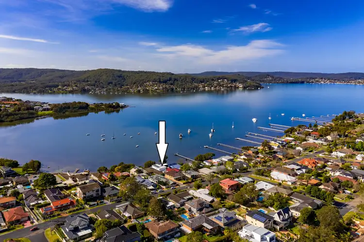 125B Albany Street, Point Frederick NSW 2250