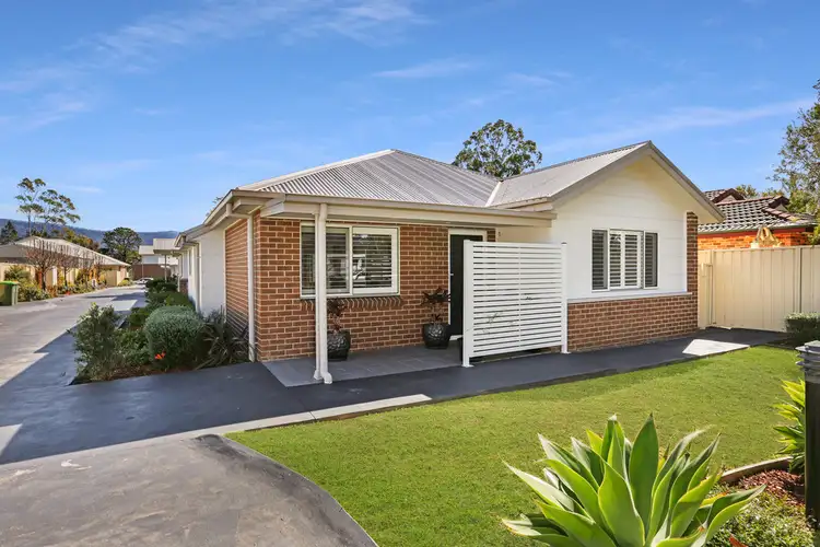 Second view of Homely villa listing, 1/118 Avondale Rd, Avondale NSW 2530
