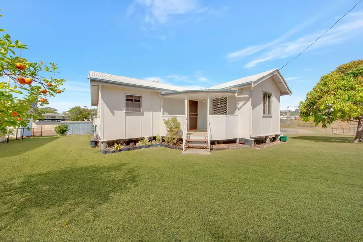 9 YOUNG STREET, Barney Point QLD 4680