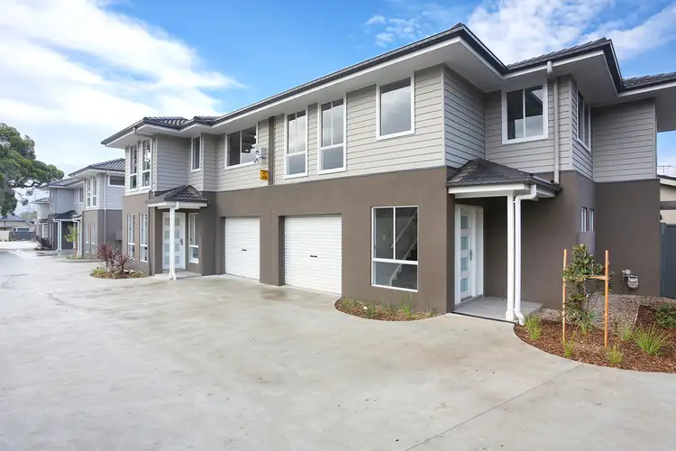2/5 Adelaide Street, Oxley Park NSW 2760