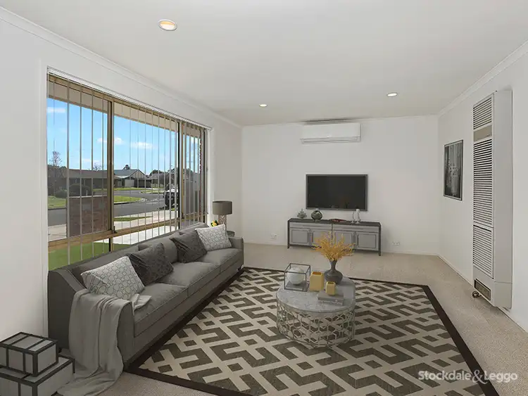 Second view of Homely house listing, 1/3 Garnfield Place, St Albans Park VIC 3219