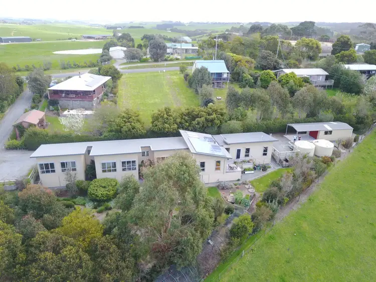 65 OLD WARATAH ROAD, Fish Creek VIC 3959