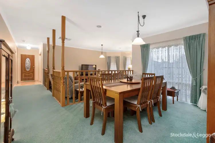 Fifth view of Homely house listing, 2 Roselands Court, Langwarrin VIC 3910