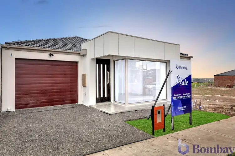 Third view of Homely house listing, 5 Hollyhock Road, Craigieburn VIC 3064