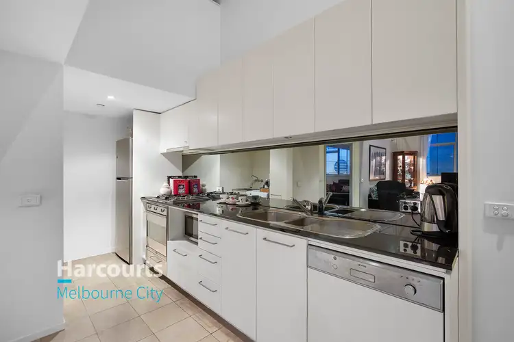Fourth view of Homely apartment listing, 303/118 Russell Street, Melbourne VIC 3000