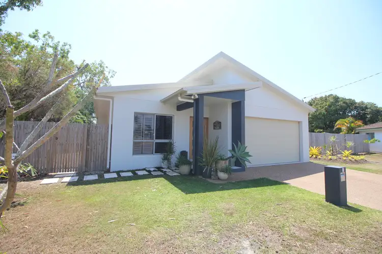 Second view of Homely house listing, 3 Jose Maria Court, Balgal Beach QLD 4816
